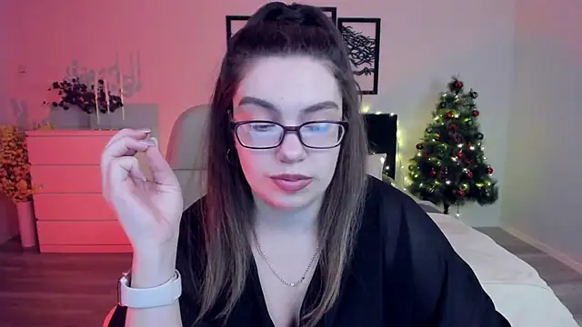 DaniellaLovely online show from 12.11.24