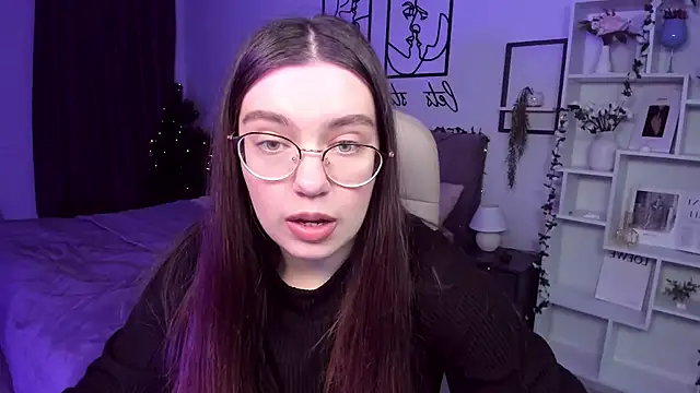 DaniellaLovely online show from 01.03.25