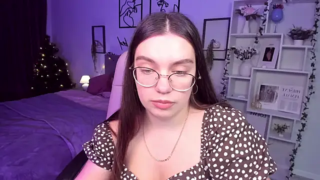 DaniellaLovely online show from 01.03.25