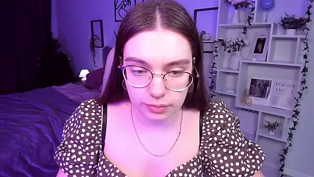 DaniellaLovely online show from 01.07.25