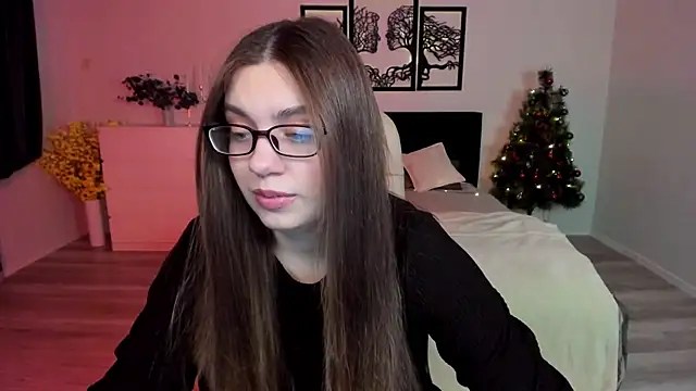 DaniellaLovely online show from 01.09.25