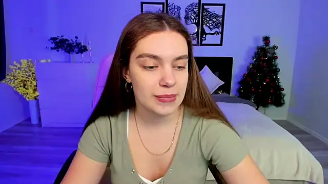 DaniellaLovely online show from 01.21.25