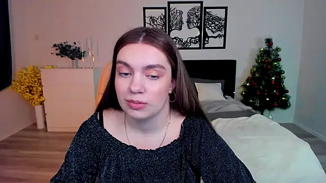 DaniellaLovely online show from 01.26.25