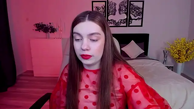 DaniellaLovely online show from 02.10.25