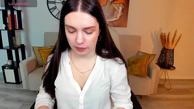 DaniellaLovely online show from 03.15.25