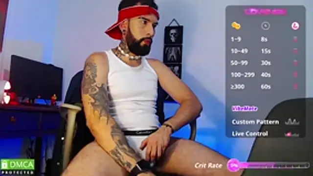 Snapshot of Diilanhott chatting on 11.15.25 Diilanhott online show from 11.15.25