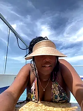 EscorpiLeoncita online show from 11.19.25