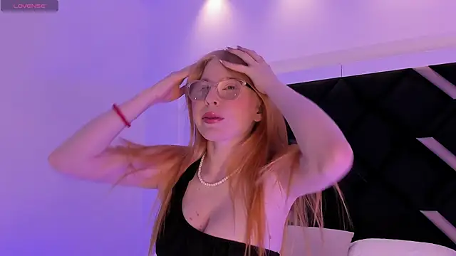 Snapshot of Alexa_Handler chatting on 09.14.25 Alexa Handler online show from 09.14.25