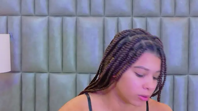 TiaraRosse online show from 02.14.26