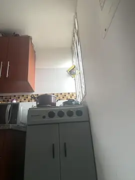 Cafeziitha02 online show from 12.16.25