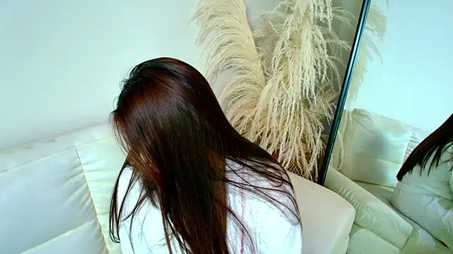 Rebeca Williams  online show from 02.26.25