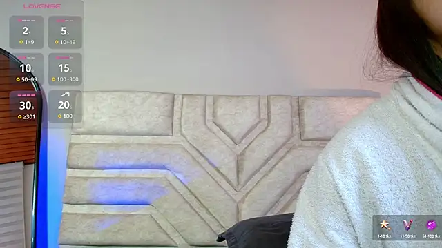 Rebeca Williams  online show from 03.07.25