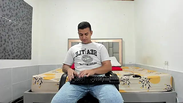 simookeler online show from 11.26.25