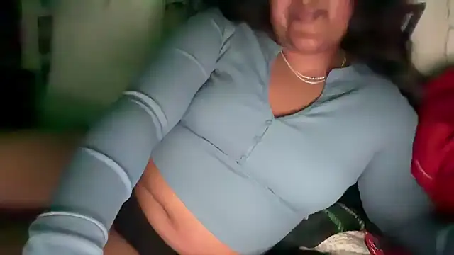 Snapshot of inarahh chatting on 09.14.25 inarahh online show from 09.14.25