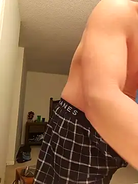 Bigtater1999 online show from 09.20.25