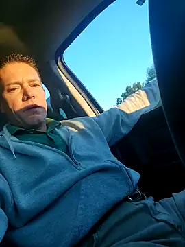 Bigtater1999 online show from 10.22.25