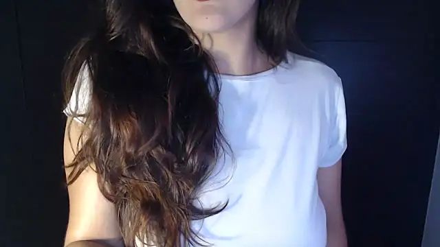 AdharaLujan online show from 04.16.26