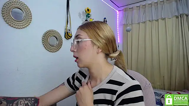 Soffy-brooks online show from 02.13.25