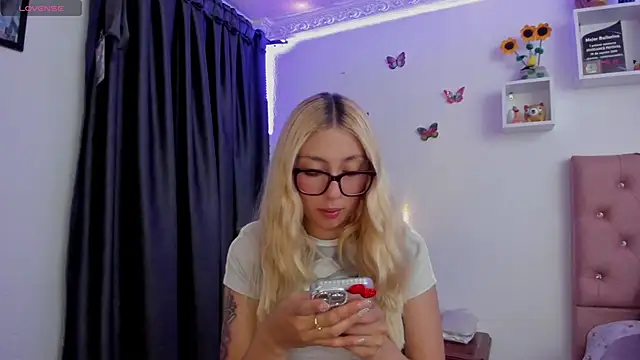Soffy-brooks online show from 05.30.26