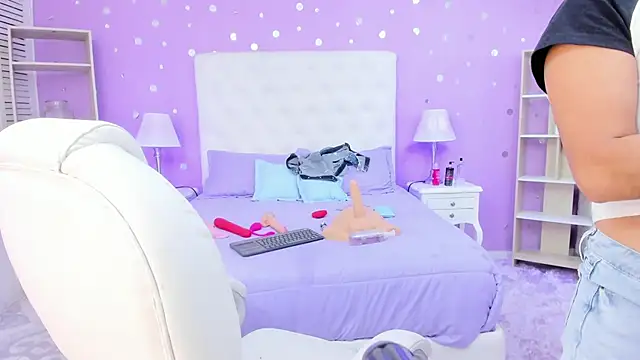 scarlette 15  online show from 01.06.26