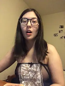 Snapshot of Prudie_Gabriella chatting on 12.23.24 Prudie Gabriella online show from 12.23.24