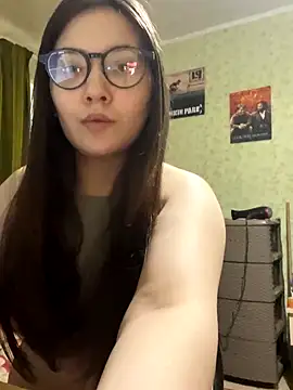 Snapshot of Prudie_Gabriella chatting on 12.05.25 Prudie Gabriella online show from 12.05.25