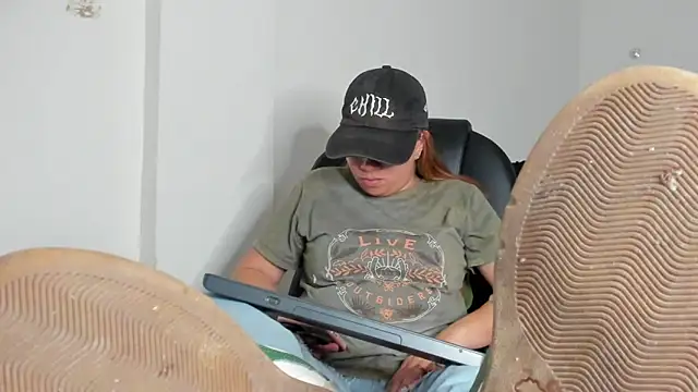 alma fenix online show from 03.27.26