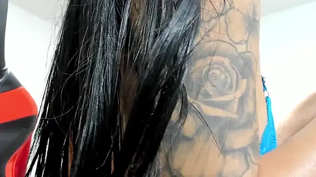 Snapshot of ZachaTompson chatting on 02.19.25 ZachaTompson online show from 02.19.25