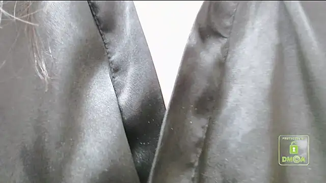 Snapshot of cute_and_hot chatting on 01.18.25 cute and hot online show from 01.18.25