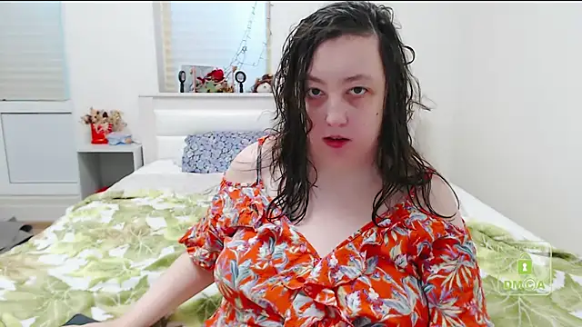 Snapshot of cute_and_hot chatting on 01.30.25 cute and hot online show from 01.30.25