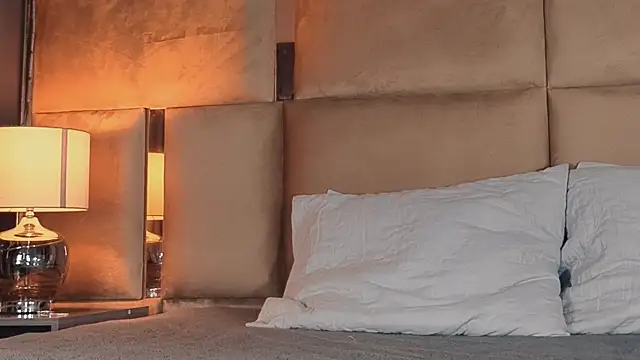 angelinepossy online show from 09.14.25