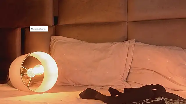 Snapshot of angelinepossy chatting on 01.18.26 angelinepossy online show from 01.18.26