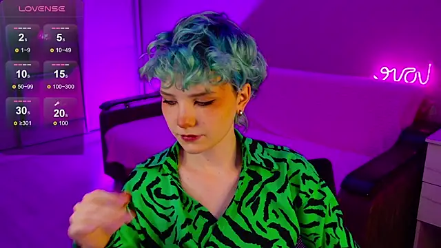 School Love online show from 12.13.24