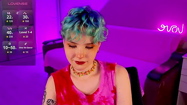 School Love online show from 12.18.24