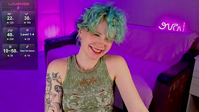 School Love online show from 02.27.25