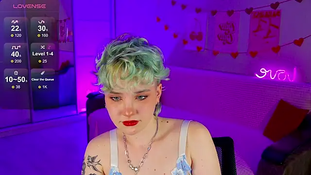 School Love online show from 03.20.25