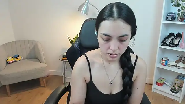  BellaEvans  online show from 02.10.25