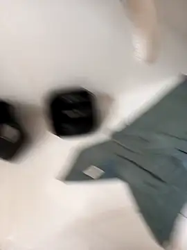 lobomisterioso13 online show from 12.04.25