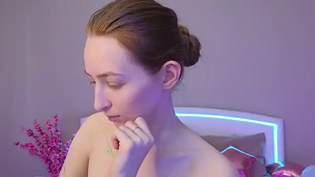 MichaDenver online show from 11.28.25