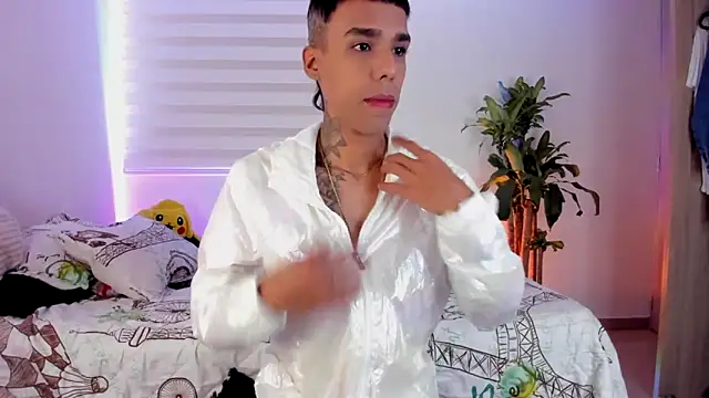 aldrinwhite online show from 09.14.25