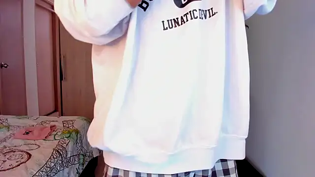 aldrinwhite online show from 12.15.25