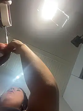 hally berry     online show from 02.14.26