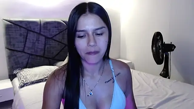 Snapshot of cloe_fox chatting on 11.09.25 cloe fox online show from 11.09.25