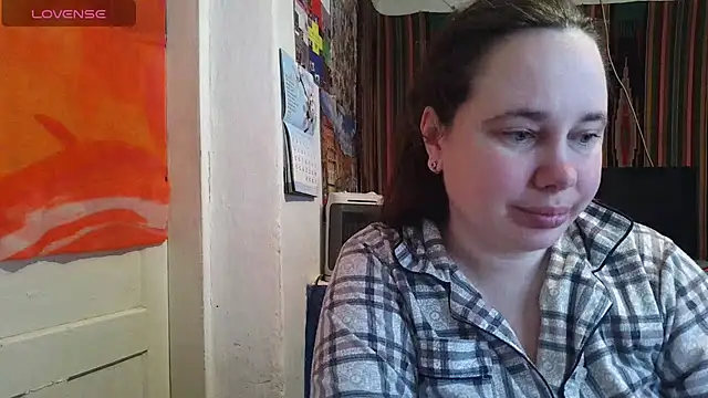 Cora Maro online show from 04.03.26