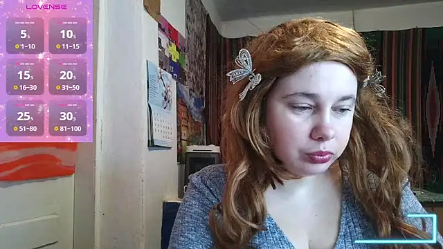 Snapshot of Cora_Maro chatting on 04.30.26 Cora Maro online show from 04.30.26