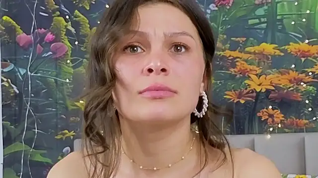 MadameDeFeu online show from 02.14.25