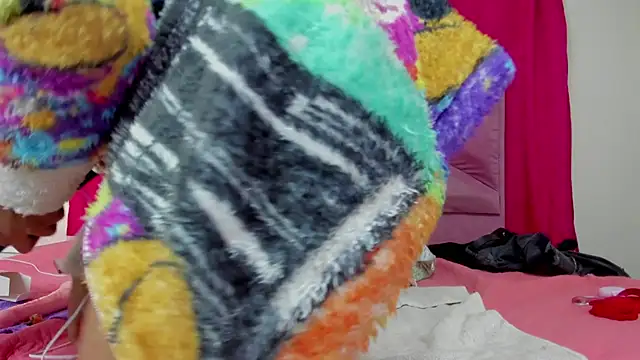 Snapshot of DakotaHoland chatting on 01.21.25 DakotaHoland online show from 01.21.25