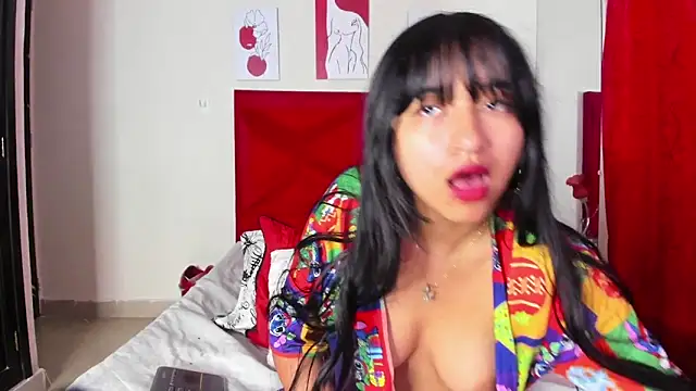 Snapshot of DakotaHoland chatting on 09.29.25 DakotaHoland online show from 09.29.25