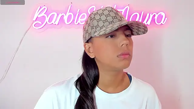 BarbieHotLaura online show from 03.20.25