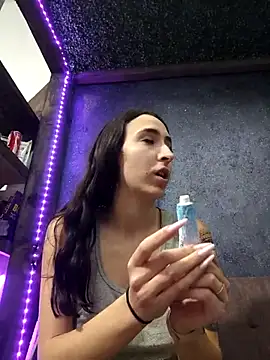 Snapshot of pleasure_of_life chatting on 10.19.25 pleasure of life online show from 10.19.25